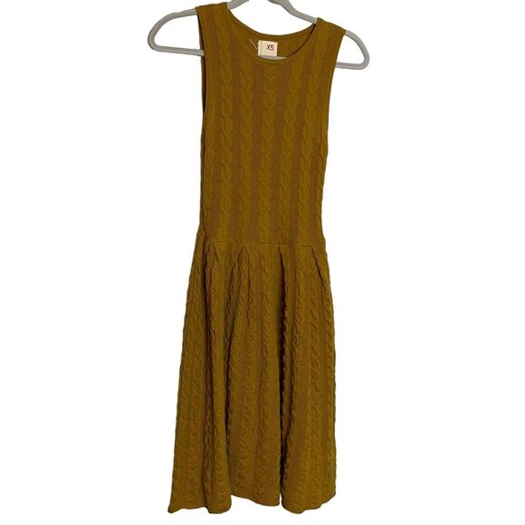 Far Away from Close Dress Womens XS Gold Wool Dress Anthropologie Pleated‎ - Picture 1 of 13